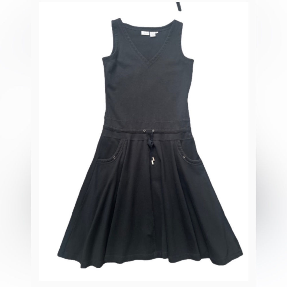 Spiegel Black V Neck Sleeveless Casual Dress with drawstring waist and pockets